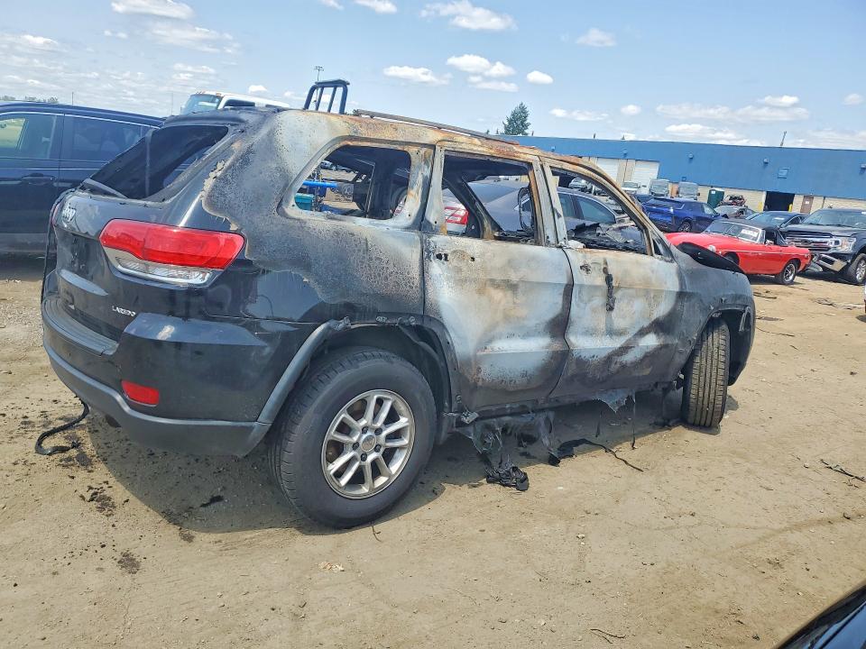 62345816 :رقم المزاد ، 1C4PJMCS9FW709855 vin ، 2015 Jeep Cherokee مزاد بيع