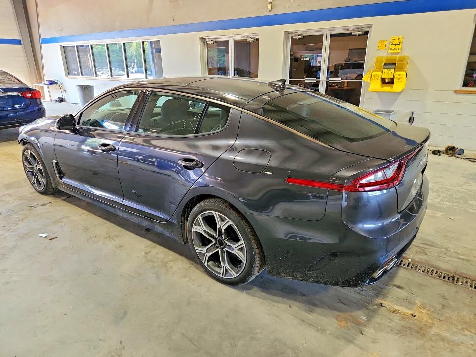2021 Kia Stinger მანქანა იყიდება აუქციონზე, vin: KNAE15LA8M6088235, აუქციონის ნომერი: 62723556