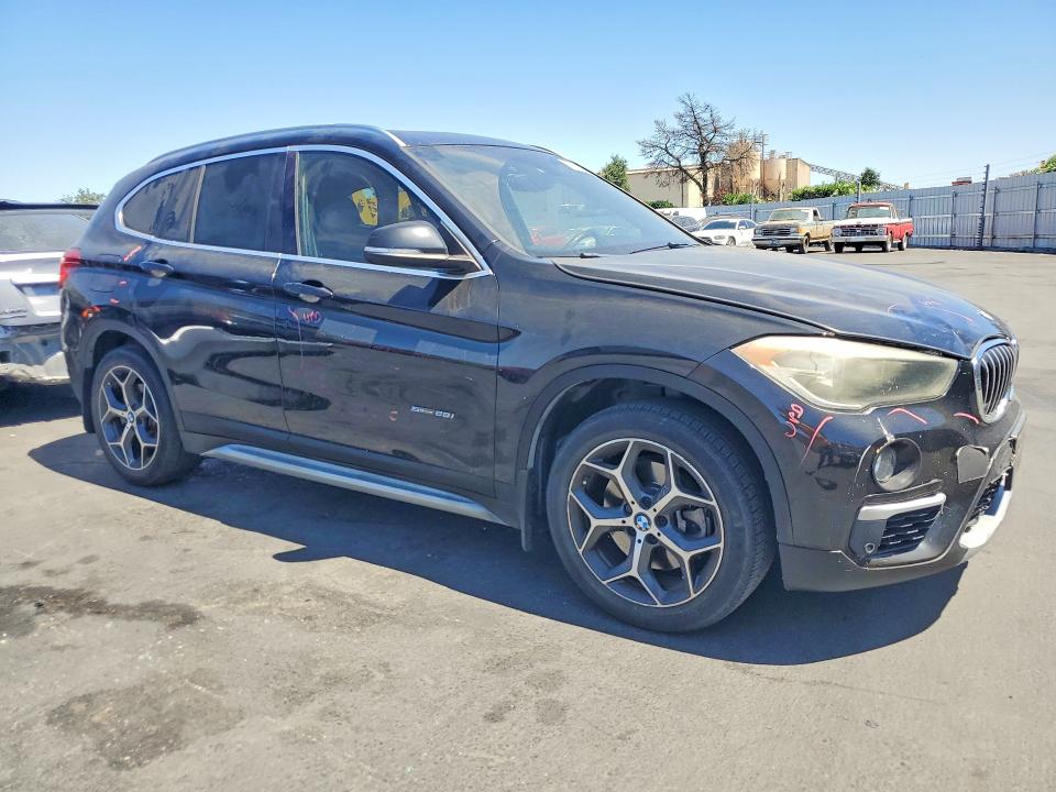 60442956 :رقم المزاد ، WBXHU7C32H5H35203 vin ، 2017 Bmw X1 مزاد بيع
