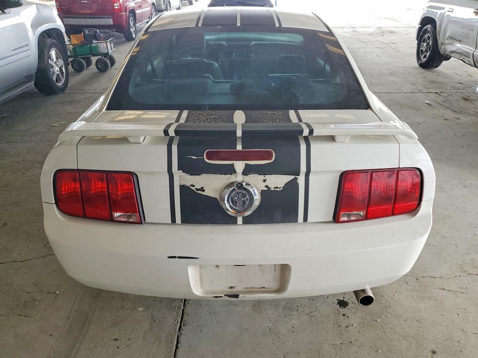 Продаж на аукціоні авто 2006 Ford Mustang, vin: 1ZVHT80N965150119, номер лоту: 61802336