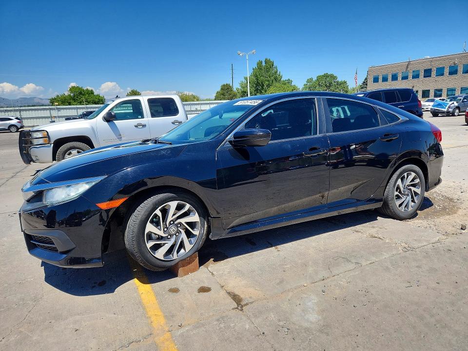 Продаж на аукціоні авто 2018 Honda Civic, vin: 19XFC2F74JE014168, номер лоту: 61057456