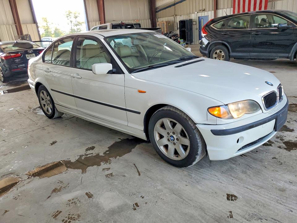 61082986 :رقم المزاد ، WBAET37465NJ90059 vin ، 2005 Bmw 325 مزاد بيع