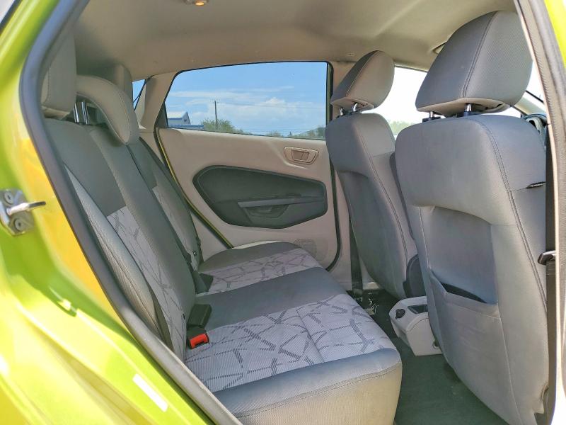 61946986 :رقم المزاد ، 3FADP4EJ9DM119485 vin ، 2013 Ford Fiesta مزاد بيع
