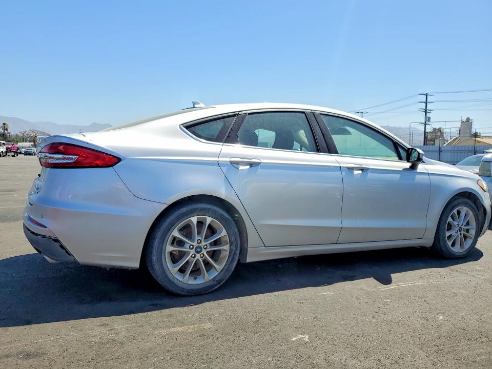 Продаж на аукціоні авто 2019 Ford Fusion, vin: 3FA6P0HDXKR193411, номер лоту: 63235236