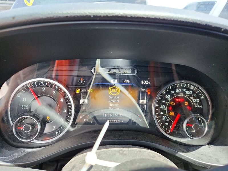 54111996 :رقم المزاد ، 1C6RREFT0NN261335 vin ، 2022 Ram 1500 مزاد بيع