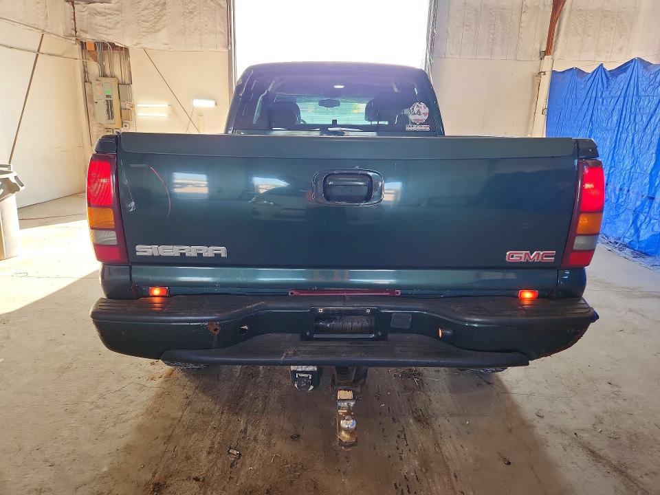 2003 Gmc Sierra მანქანა იყიდება აუქციონზე, vin: 2GTFK69U931287831, აუქციონის ნომერი: 60810716