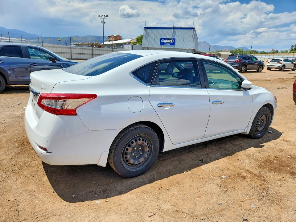 2015 Nissan Sentra მანქანა იყიდება აუქციონზე, vin: 3N1AB7AP3FY228871, აუქციონის ნომერი: 61754416