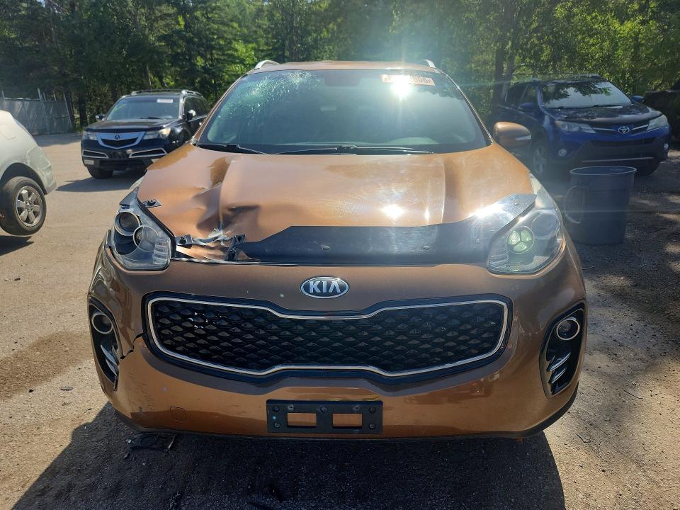 59582806 :رقم المزاد ، KNDPNCAC6J7456197 vin ، 2018 Kia Sportage مزاد بيع