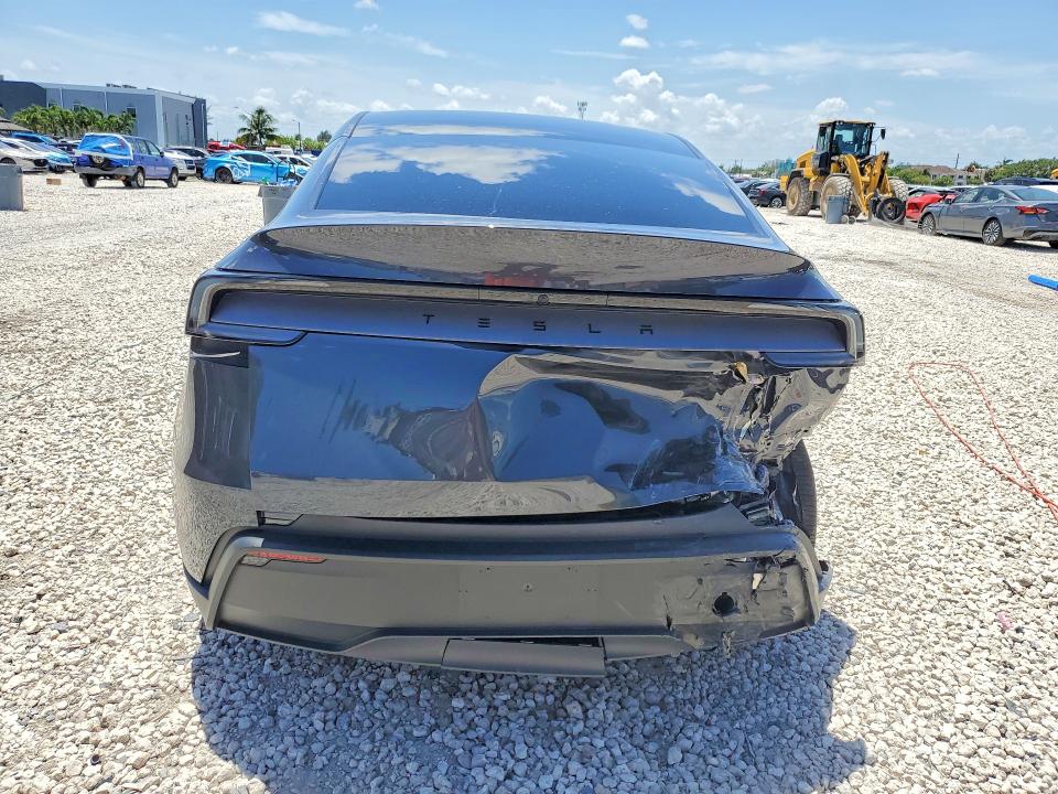 Продажа на аукционе авто 2026 Tesla Model Y, vin: 7SAYGDEDXTA462380, номер лота: 61322716
