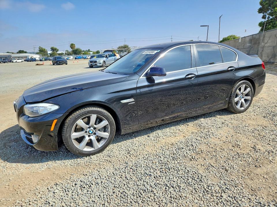 2011 Bmw 550 მანქანა იყიდება აუქციონზე, vin: WBAFU9C5XBC786348, აუქციონის ნომერი: 60594886