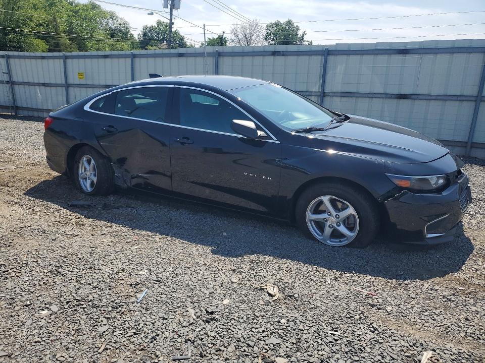 62569376 :رقم المزاد ، 1G1ZB5ST2HF103024 vin ، 2017 Chevrolet Malibu مزاد بيع