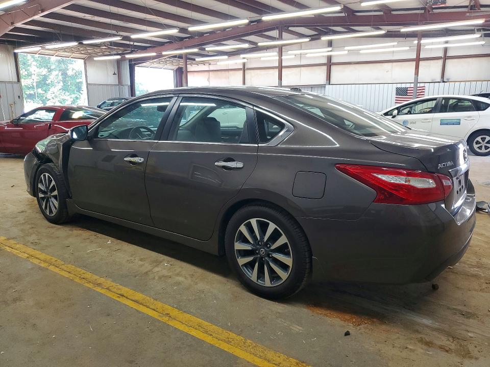 62271356 :رقم المزاد ، 1N4AL3AP8HC245847 vin ، 2017 Nissan Altima مزاد بيع