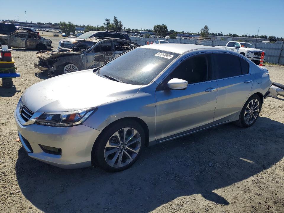 Продаж на аукціоні авто 2015 Honda Accord, vin: 1HGCR2F52FA089303, номер лоту: 61443686