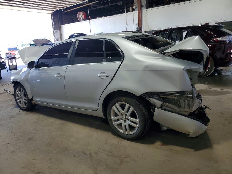 60858326 :رقم المزاد ، 3VWST71K36M013921 vin ، 2006 Volkswagen Jetta مزاد بيع