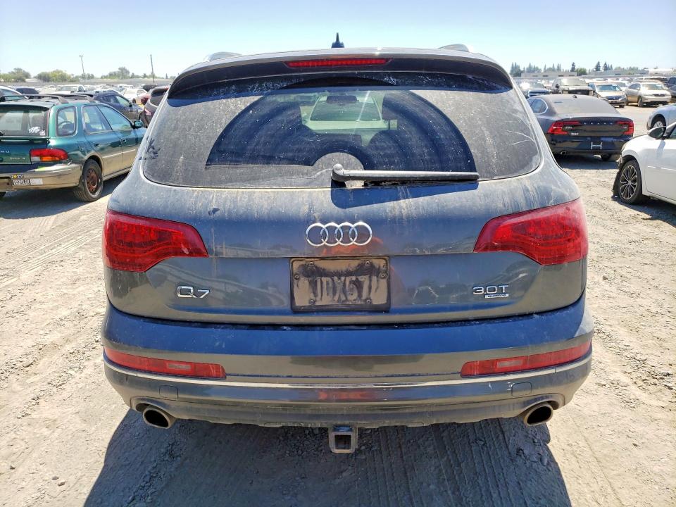 Продажа на аукционе авто 2015 Audi Q7, vin: WA1LGAFE4FD024654, номер лота: 62875516