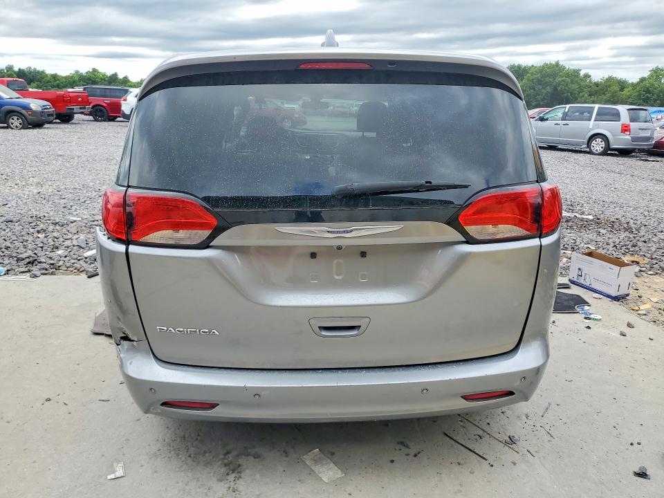60427616 :رقم المزاد ، 2C4RC1CGXKR734103 vin ، 2019 Chrysler Pacifica مزاد بيع
