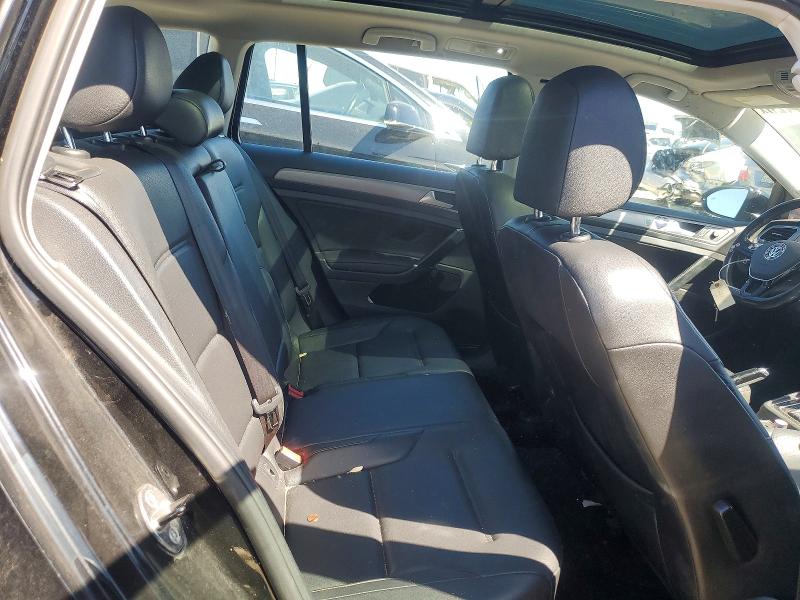61251126 :رقم المزاد ، 3VWC17AU0GM520451 vin ، 2016 Volkswagen Golf Sportwagen مزاد بيع