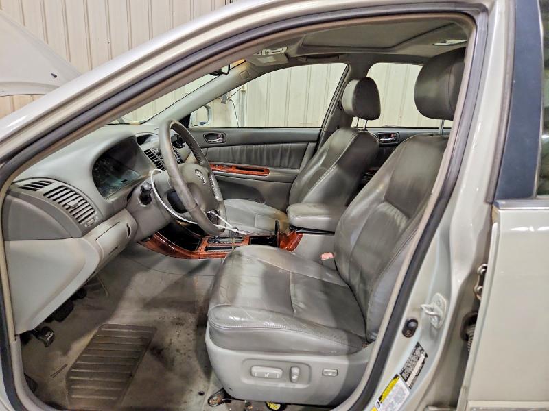 2004 Toyota Camry მანქანა იყიდება აუქციონზე, vin: 4T1BF30K74U580254, აუქციონის ნომერი: 62050216