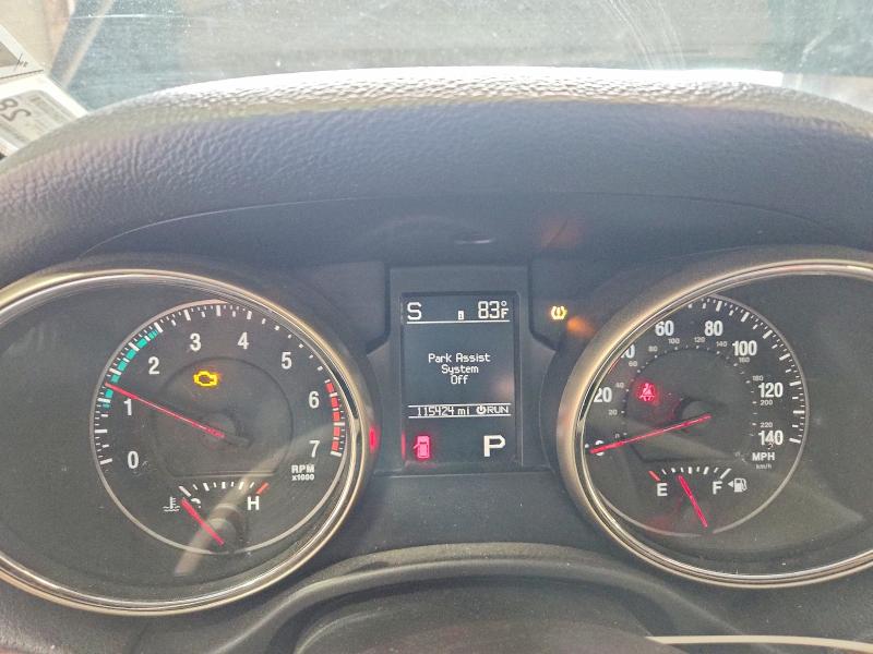 61763886 :رقم المزاد ، 1J4RR5GT7BC524851 vin ، 2011 Jeep Grand Cherokee مزاد بيع