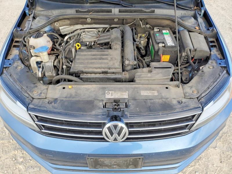 60226306 :رقم المزاد ، 3VWDB7AJ3HM261818 vin ، 2017 Volkswagen Jetta مزاد بيع