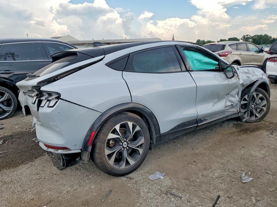 61107796 :رقم المزاد ، 3FMTK3SU8PMA32612 vin ، 2023 Ford Mustang Mach-e مزاد بيع