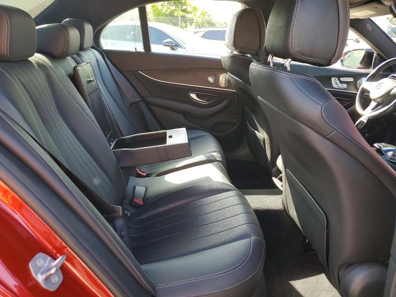 59276076 :رقم المزاد ، WDDZF4KB1HA230699 vin ، 2017 Mercedes-benz E مزاد بيع