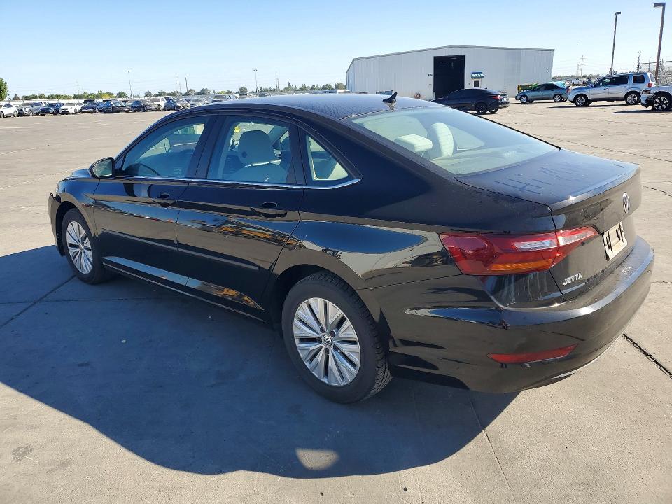 60330266 :رقم المزاد ، 3VWN57BU5KM244756 vin ، 2019 Volkswagen Jetta مزاد بيع