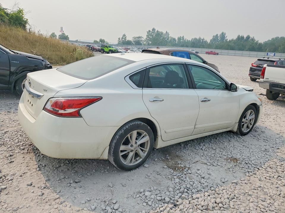 Продаж на аукціоні авто 2015 Nissan Altima, vin: 1N4AL3AP2FC285564, номер лоту: 60979156