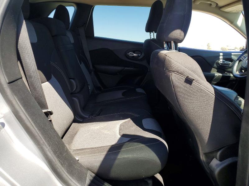 61551466 :رقم المزاد ، 1C4PJMCS5EW297027 vin ، 2014 Jeep Cherokee مزاد بيع