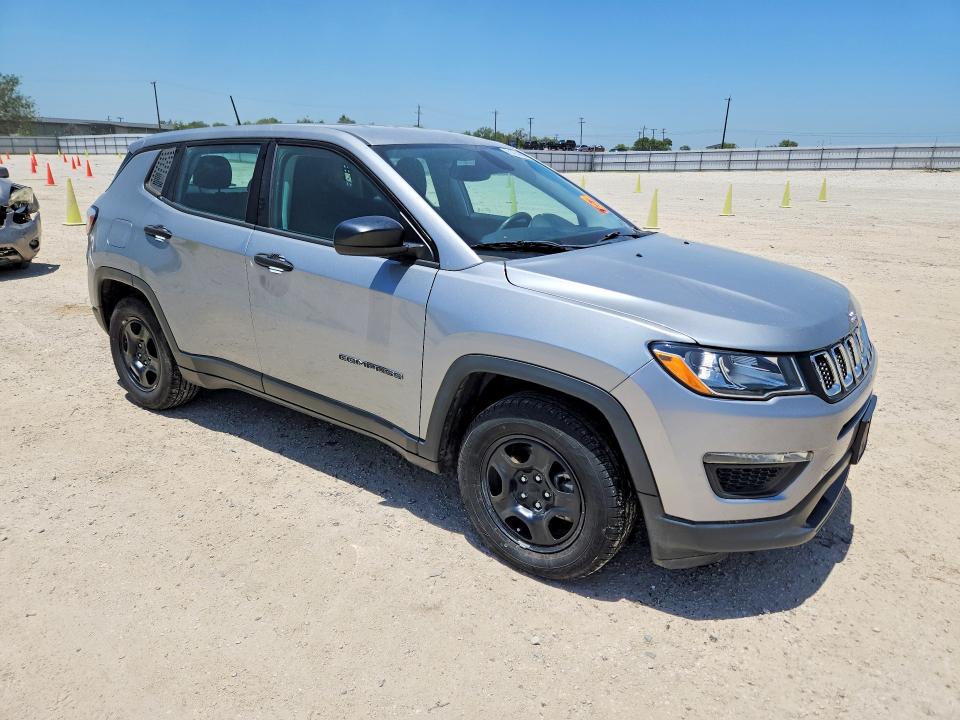 61874046 :رقم المزاد ، 3C4NJCAB0LT147656 vin ، 2020 Jeep Compass مزاد بيع