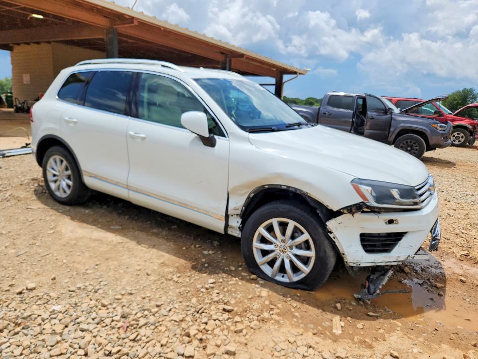 Aukcja sprzedaży 2015 Volkswagen Touareg, vin: WVGEF9BP4FD002785, numer aukcji: 61528886