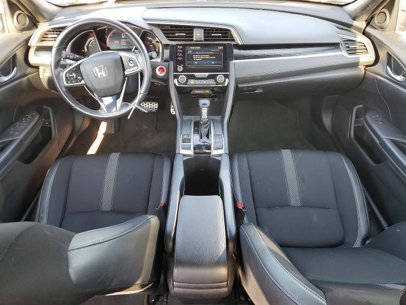 60956746 :رقم المزاد ، 19XFC2F80LE213732 vin ، 2020 Honda Civic مزاد بيع
