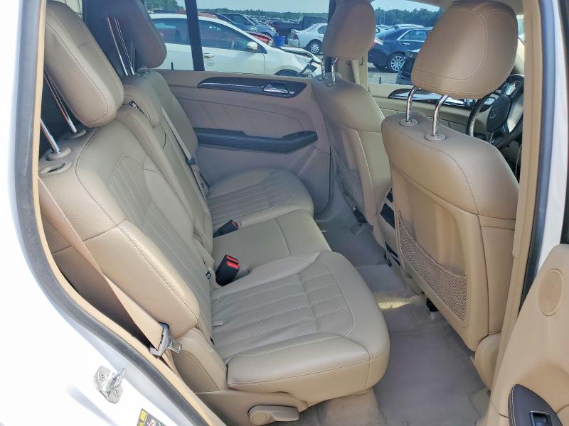 Продажа на аукционе авто 2015 Mercedes-benz Gl, vin: 4JGDF6EE9FA517951, номер лота: 62709216