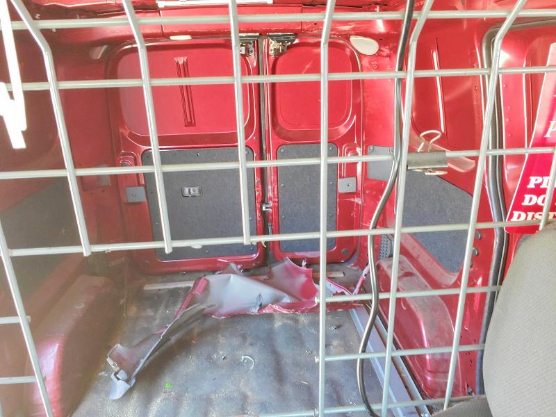 67257166 :رقم المزاد ، 3N6CM0KN1FK699499 vin ، 2015 Nissan Nv200 مزاد بيع
