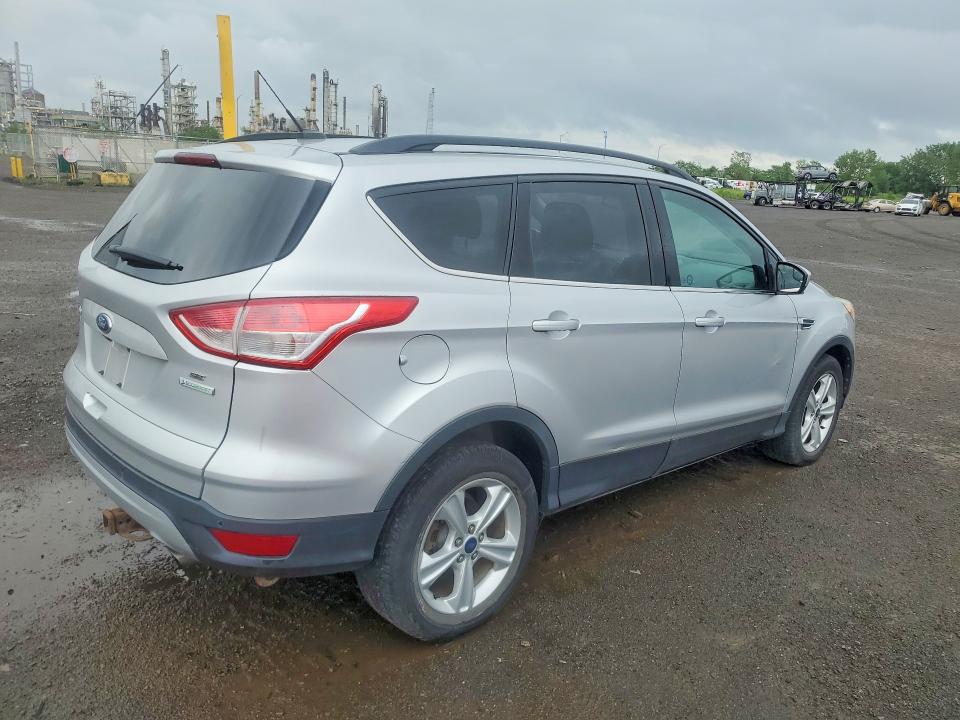 62683446 :رقم المزاد ، 1FMCU0GX3EUA40704 vin ، 2014 Ford Escape مزاد بيع