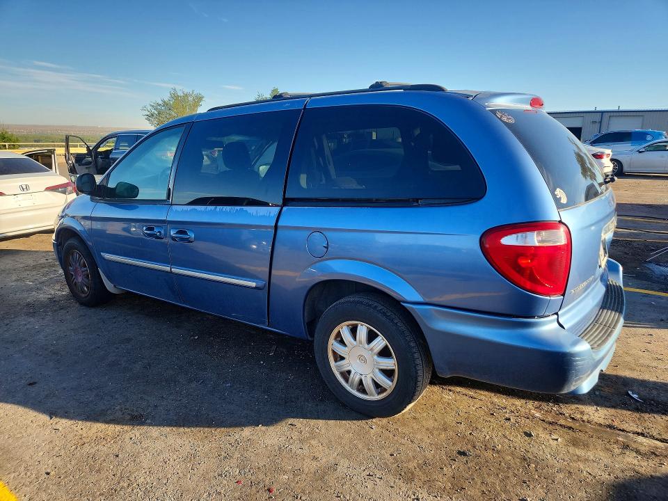2007 Chrysler Town & Country მანქანა იყიდება აუქციონზე, vin: 2A4GP54LX7R281407, აუქციონის ნომერი: 62909206