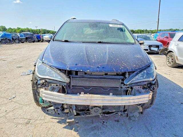 59058166 :رقم المزاد ، 2C4RC1GG8HR778460 vin ، 2017 Chrysler Pacifica مزاد بيع