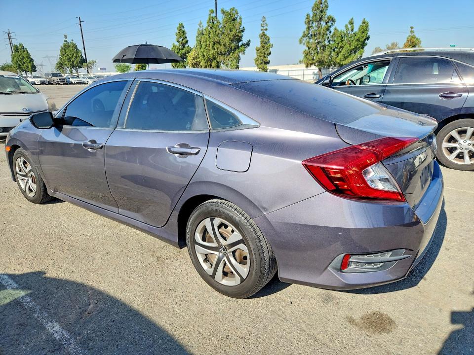 Продаж на аукціоні авто 2017 Honda Civic, vin: 2HGFC2F56HH518252, номер лоту: 63177356