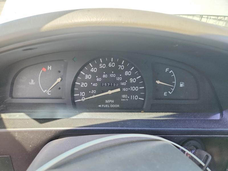 62030316 :رقم المزاد ، 5TEPM62N82Z887302 vin ، 2002 Toyota Tacoma مزاد بيع