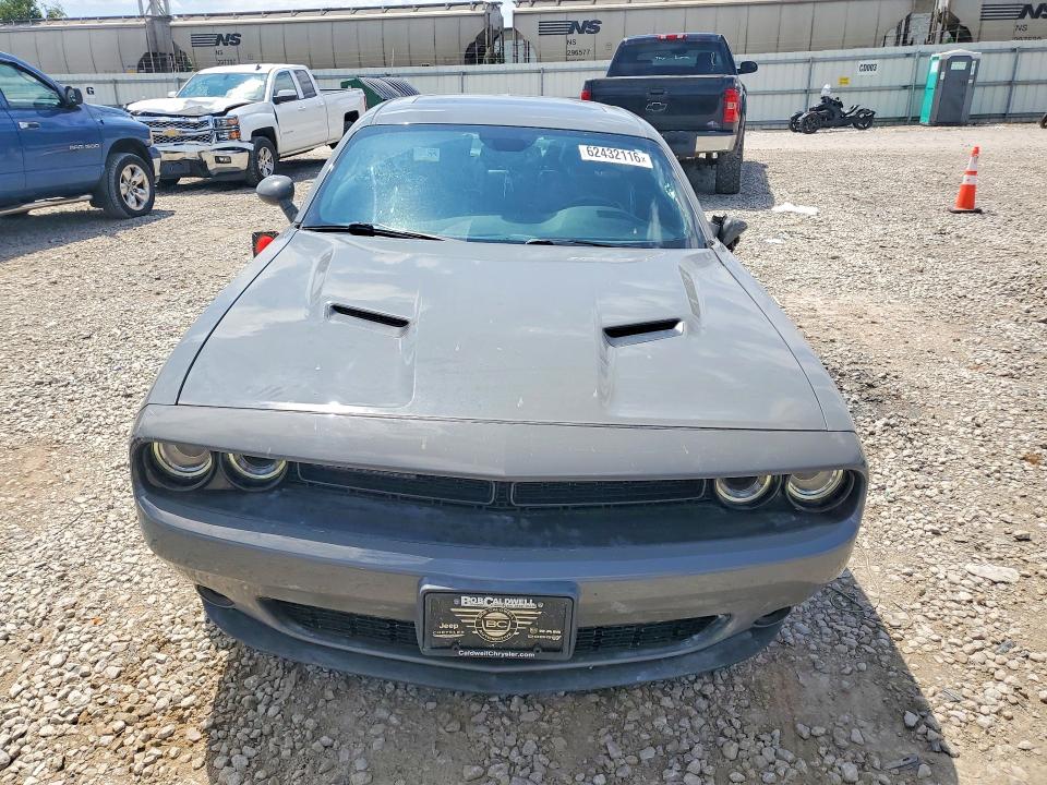 Продажа на аукционе авто 2018 Dodge Challenger, vin: 2C3CDZGG5JH252773, номер лота: 62432116