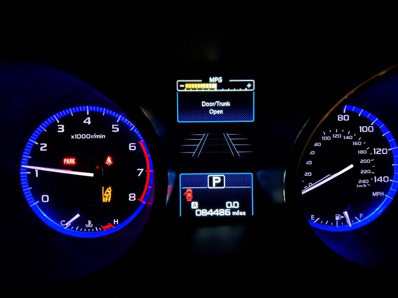 62317956 :رقم المزاد ، 4S3BNAF62K3040447 vin ، 2019 Subaru Legacy مزاد بيع