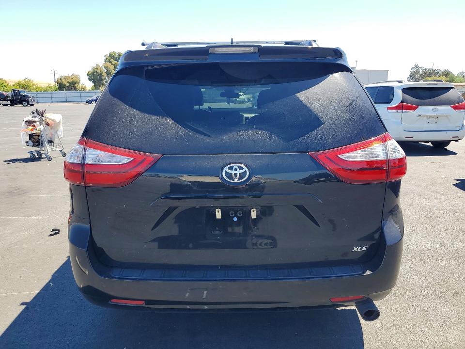 2019 Toyota Sienna მანქანა იყიდება აუქციონზე, vin: 5TDYZ3DC8KS012203, აუქციონის ნომერი: 61482036