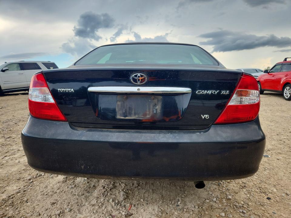 59978236 :رقم المزاد ، 4T1BF32K94U080707 vin ، 2004 Toyota Camry مزاد بيع