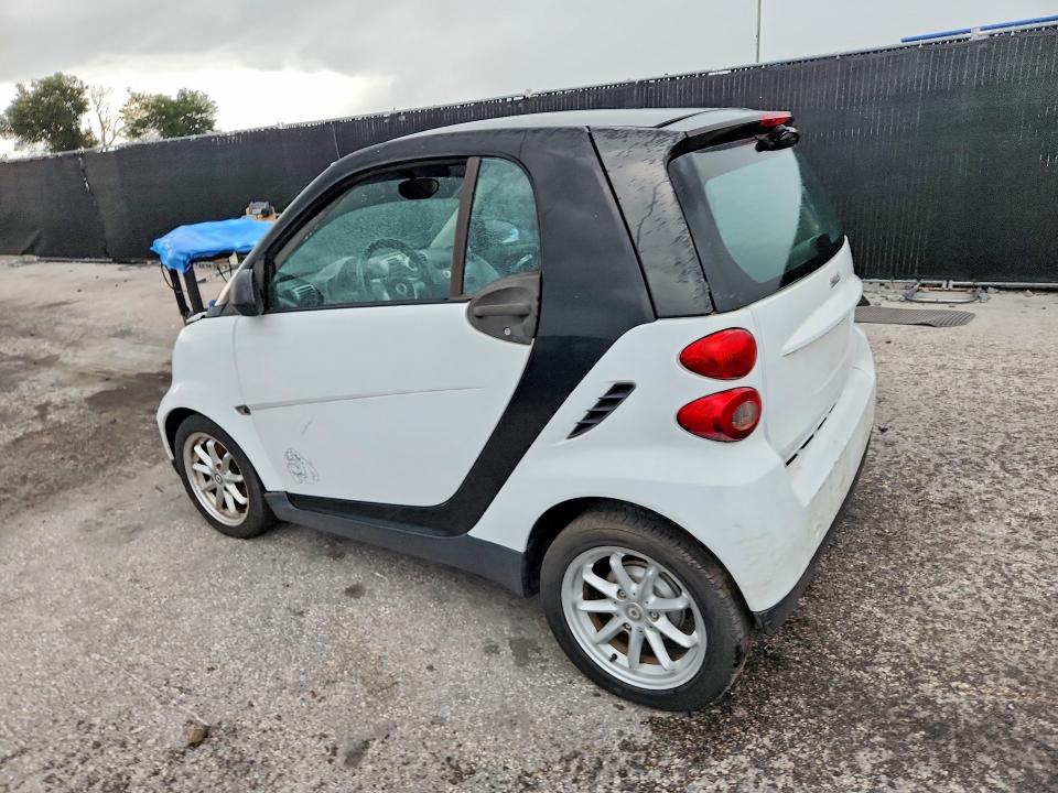 Auction sale of the 2009 Smart Fortwo, vin: WMEEJ31X39K210210, lot number: 61017166