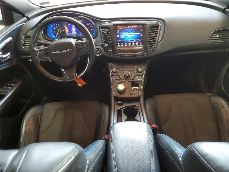 60630006 :رقم المزاد ، 1C3CCCDG4FN624140 vin ، 2015 Chrysler 200 مزاد بيع