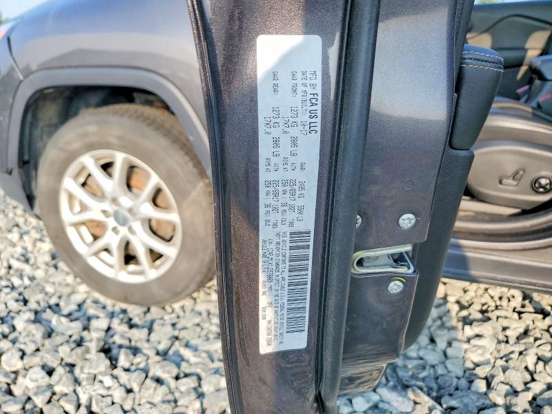 Продажа на аукционе авто 2018 Jeep Cherokee, vin: 1C4PJMLX1JD576069, номер лота: 61715406