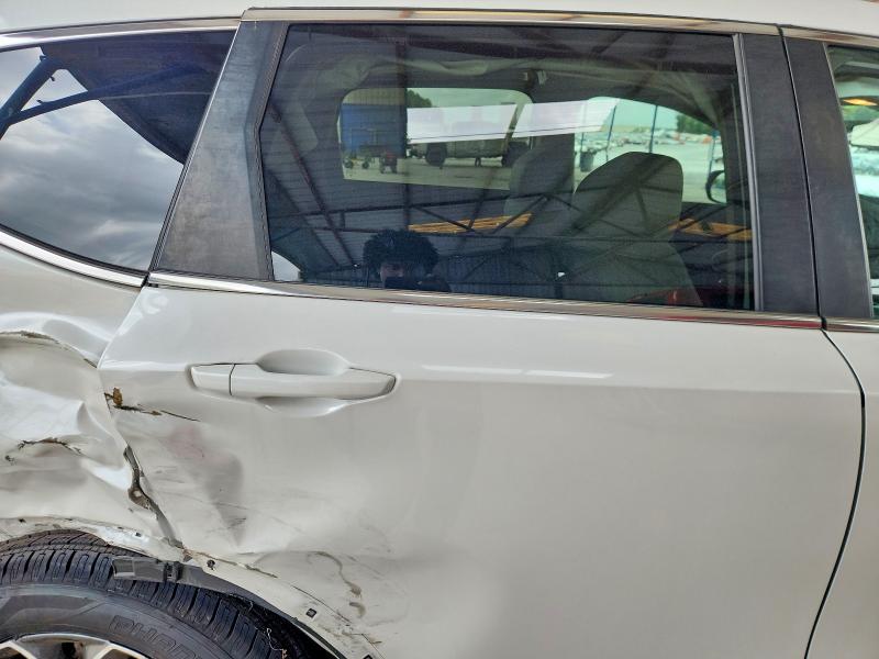 62028606 :رقم المزاد ، 5J6RW2H81MA011644 vin ، 2021 Honda Cr-v مزاد بيع