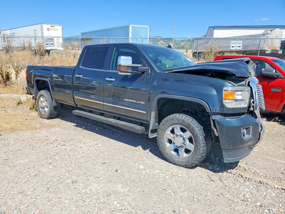 53554786 :رقم المزاد ، 1GT42YEY8HF237756 vin ، 2017 Gmc Sierra مزاد بيع