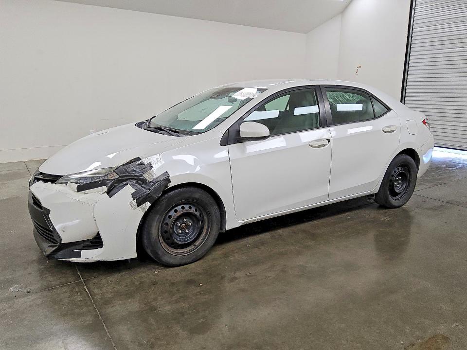 Продажа на аукционе авто 2017 Toyota Corolla, vin: 5YFBURHE9HP645684, номер лота: 61195836