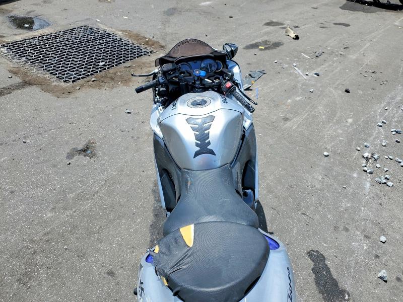 Продажа на аукционе авто 2025 Suzuki Gsx1300, vin: JS1EJ11B2S7100727, номер лота: 60382526
